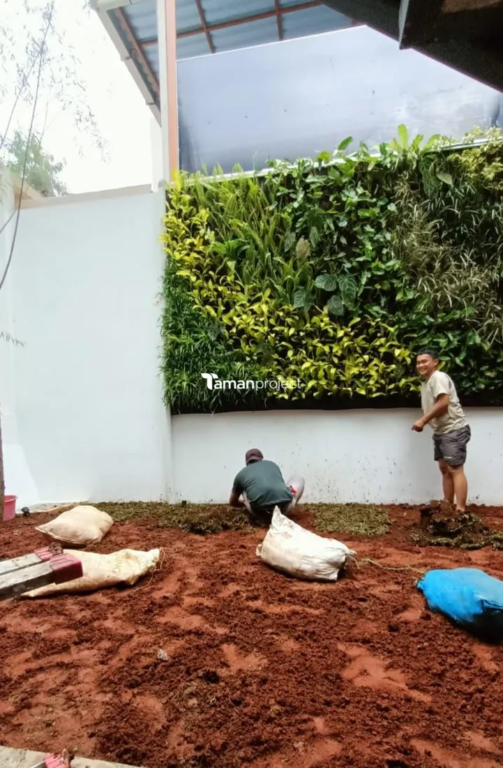 taman vertikal