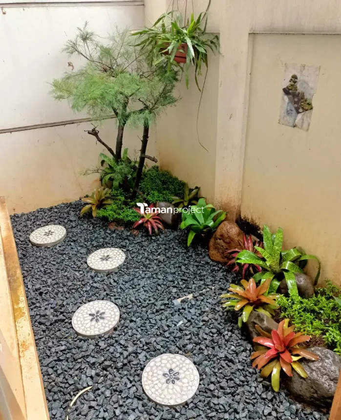 Proyek Taman kering Minimalis Belakang Rumah BSD