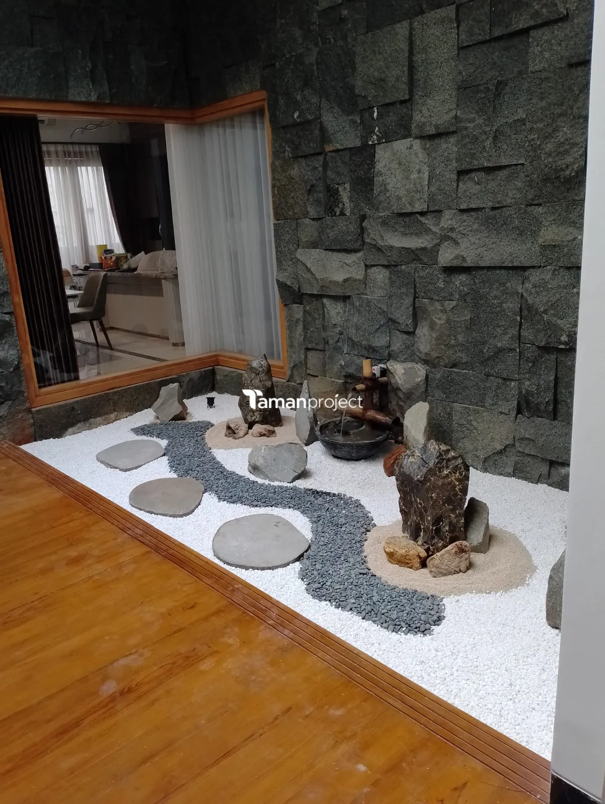 Proyek Zen Garden di Metland Puri Jakarta Barat - Pak Randy