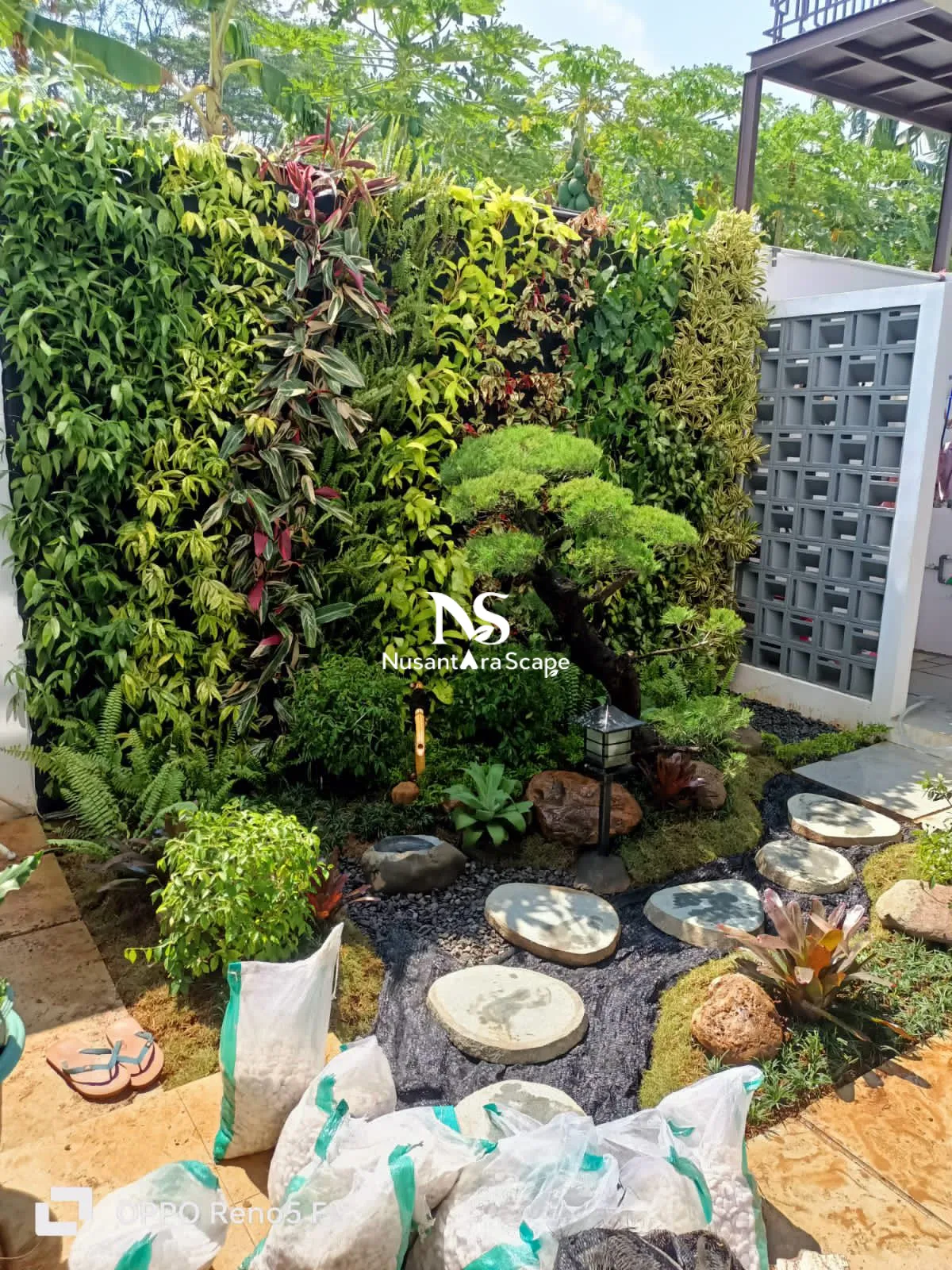 Proyek Taman Vertikal & Taman Kering (Zen Garden) - Summarecon Bogor - Foto Gallery 4