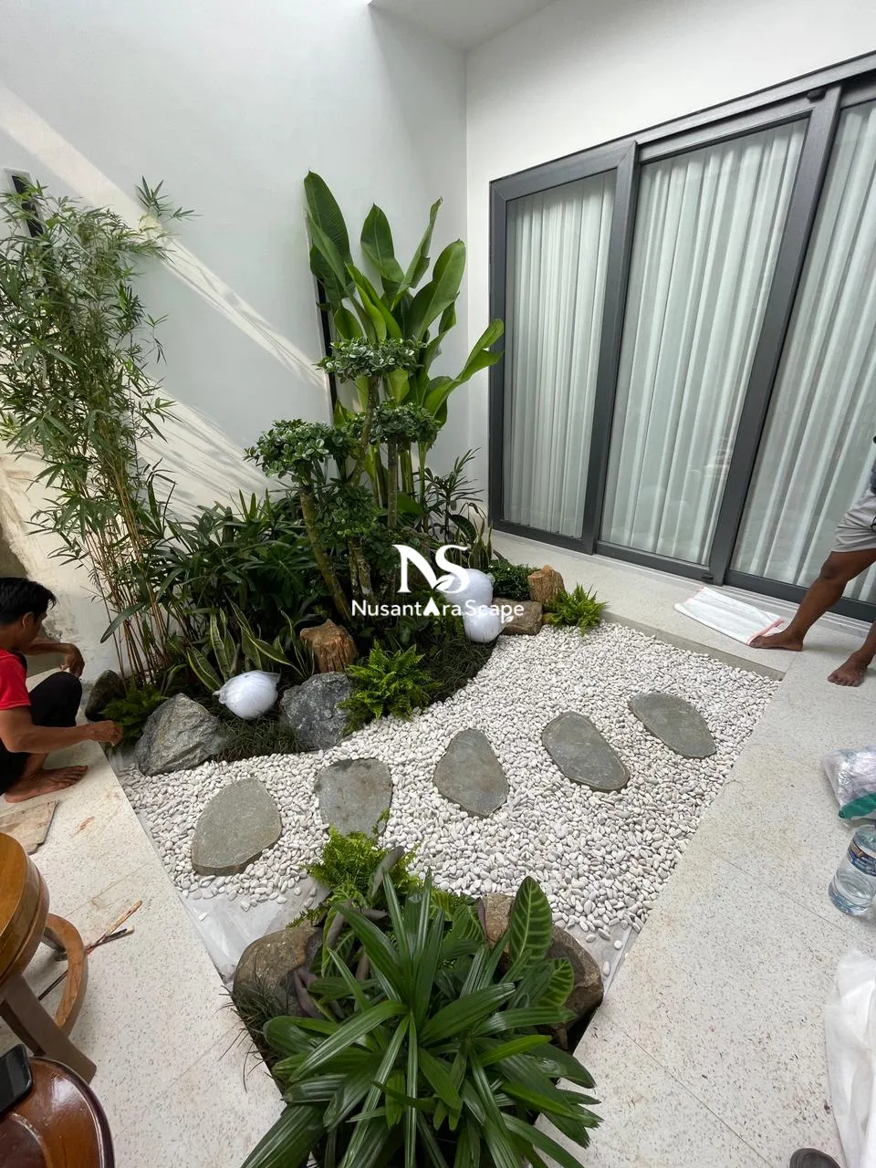 Proyek Tropical Dry Garden di Bintaro Tangerang - Foto Gallery 2
